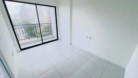 Apartamento com 2 Quartos à venda, 47m² no Meireles, Fortaleza