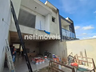 Casa com 3 Quartos à venda, 130m² no Monte Verde, Betim