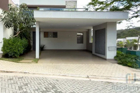 Casa de Condomínio com 3 Quartos à venda, 200m² no Tamboré, Santana de Parnaíba