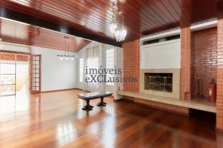 Casa com 3 Quartos para alugar, 363m² no Guabirotuba, Curitiba