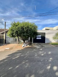 Sobrado com 3 Quartos para alugar, 130m² no Jardim Tóquio, Maringá