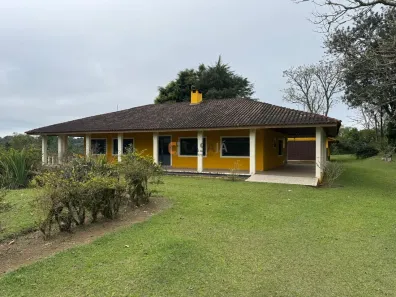 Fazenda/Sítio com 3 Quartos à venda, 150m² no Três Córregos, Campo Largo