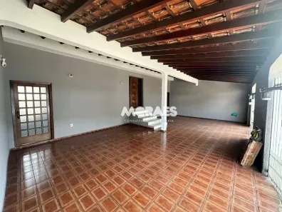 Casa com 3 Quartos à venda, 270m² no Vila Falcão, Bauru