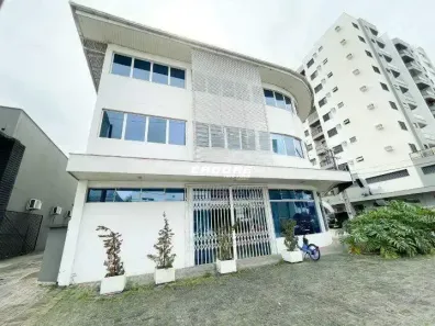 Prédio Comercial para alugar, 668m² no Vila Nova, Blumenau