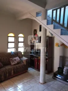 Fazenda/Sítio com 4 Quartos à venda, 180m² no Morada dos Pássaros, Uberlândia