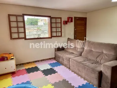 Casa com 2 Quartos à venda, 298m² no Nacional, Contagem