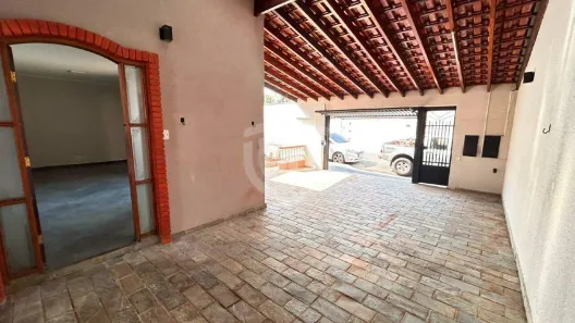 Casa com 3 Quartos para alugar, 200m² no Residencial Parque Colina Verde, Bauru