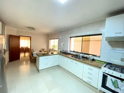 Casa de Condomínio com 4 Quartos à venda, 370m² no Alphaville, Santana de Parnaíba