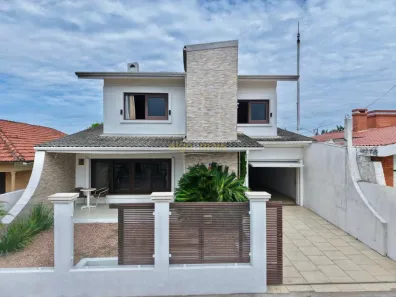 Casa com 4 Quartos à venda, 236m² no XANGRI-LÁ, Xangri-lá