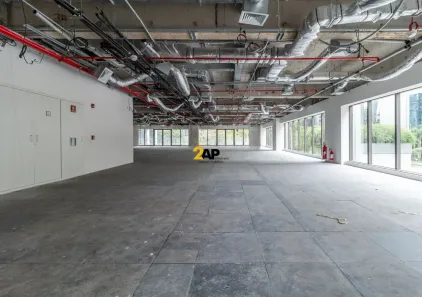 Sala Comercial para alugar, 650m² no Vila Olímpia, São Paulo