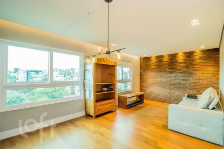 Apartamento com 2 Quartos à venda, 81m² no Moinhos de Vento, Porto Alegre