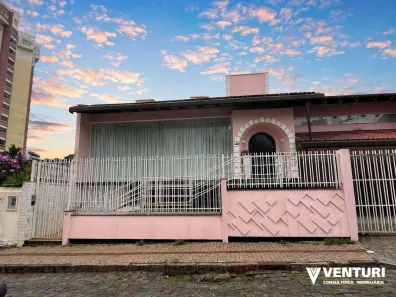 Imóvel Comercial com 5 Quartos para alugar, 220m² no Ponta Aguda, Blumenau