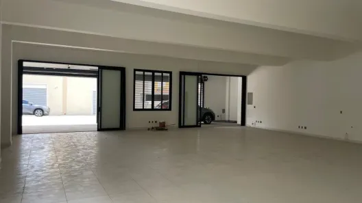 Prédio Comercial para alugar, 564m² no Vila Rami, Jundiaí