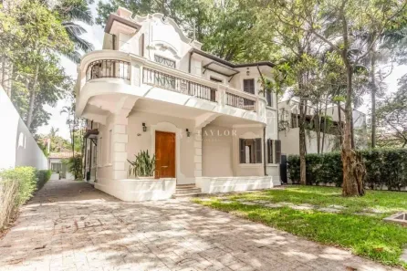 Casa com 3 Quartos para alugar, 400m² no Jardim América, São Paulo