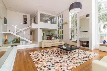 Casa com 3 Quartos à venda, 375m² no Boa Vista, Porto Alegre