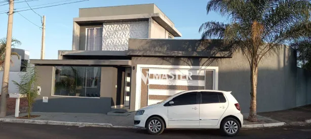 Sobrado com 3 Quartos para venda ou aluguel, 250m² no Jardim Florença, Marília