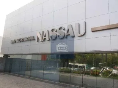 Sala Comercial para alugar, 82m² no Paissandu, Recife