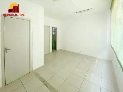 Sala Comercial com 4 Quartos à venda, 50m² no Centro Histórico, Porto Alegre