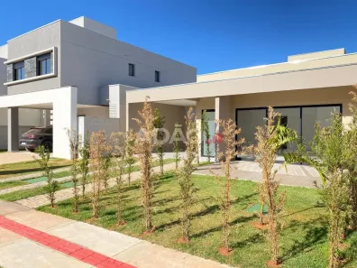 Casa de Condomínio com 3 Quartos à venda, 178m² no Residencial Jardins Lyon, Aparecida de Goiânia