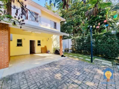 Casa de Condomínio com 4 Quartos à venda, 195m² no Granja Viana, Cotia