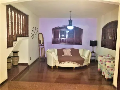 Casa de Condomínio com 3 Quartos à venda, 300m² no Centro, São Gonçalo