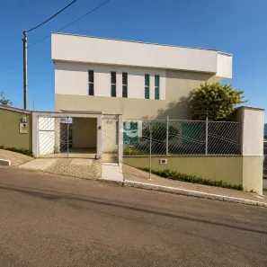 Casa de Condomínio com 3 Quartos para venda ou aluguel, 218m² no Costa Carvalho, Juiz de Fora