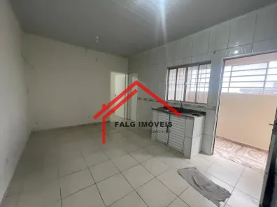 Casa com 1 Quarto para alugar, 50m² no Parque Santa Teresa, Carapicuíba