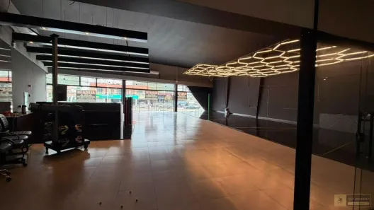 Sala Comercial para alugar, 500m² no Fazendinha, Itajaí