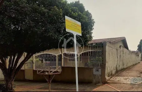 Casa com 3 Quartos à venda, 230m² no Monte Castelo, Campo Grande