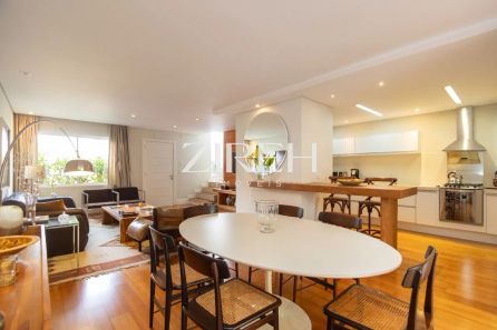 Casa de Condomínio com 3 Quartos à venda, 138m² no Seminário, Curitiba
