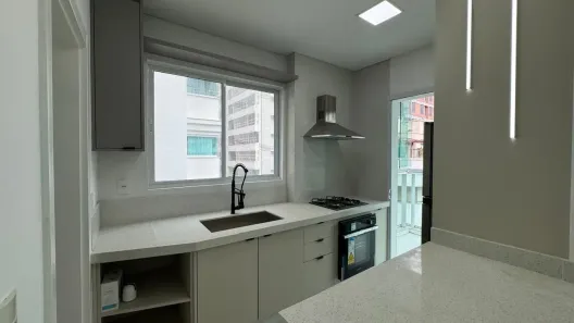 Apartamento com 3 Quartos à venda, 118m² no Meia Praia, Itapema
