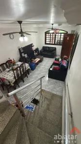 Sobrado com 3 Quartos à venda, 210m² no Jardim Maria Rosa, Taboão da Serra