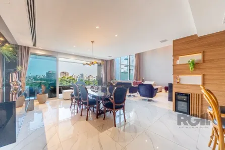 Apartamento com 3 Quartos para alugar, 226m² no Jardim Europa, Porto Alegre