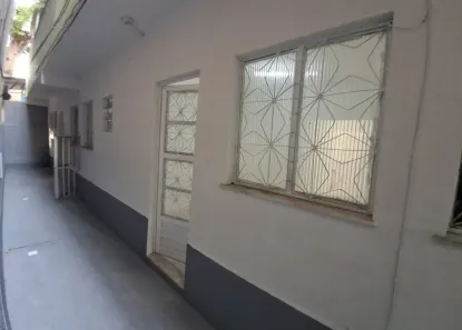 Casa com 2 Quartos para alugar, 55m² no Rocha Miranda, Rio de Janeiro