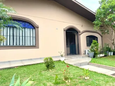 Casa com 3 Quartos à venda, 400m² no Shangri-lá, Londrina