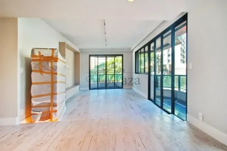 Apartamento com 4 Quartos à venda, 193m² no Vila Uberabinha, São Paulo