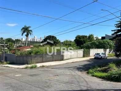 Lote/Terreno à venda, 377m² no Jardim Vitória, Goiânia