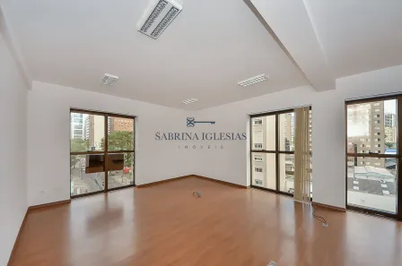 Sala Comercial à venda, 189m² no Centro, Curitiba