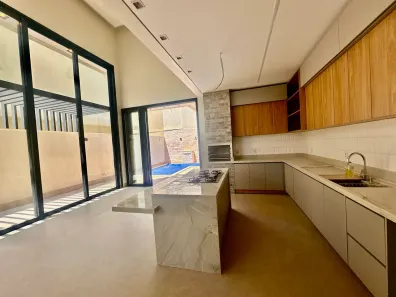 Casa com 4 Quartos à venda, 212m² no Jardins França, Goiânia