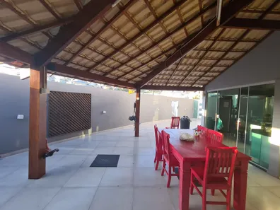 Casa com 4 Quartos à venda, 280m² no Lagoa, Macaé