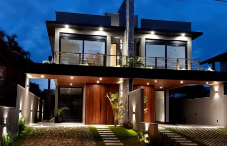 Casa com 3 Quartos à venda, 167m² no Pântano do Sul, Florianópolis