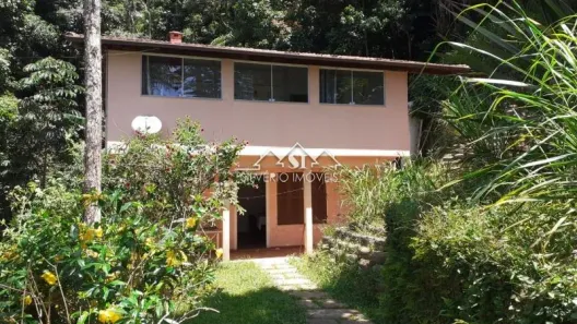 Casa com 3 Quartos para venda ou aluguel, 190m² no Vila Militar, Petrópolis