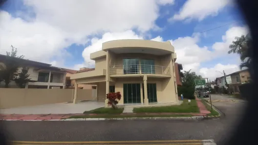 Casa de Condomínio com 4 Quartos para alugar, 330m² no Castanheira, Belém