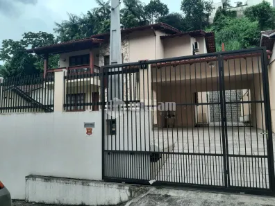 Casa com 3 Quartos à venda, 142m² no Primeiro de Maio, Brusque