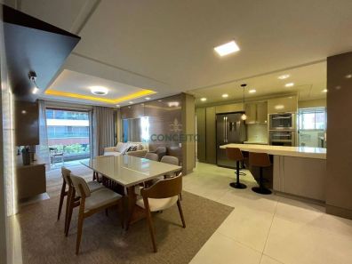 Apartamento com 3 Quartos à venda, 130m² no Agronômica, Florianópolis