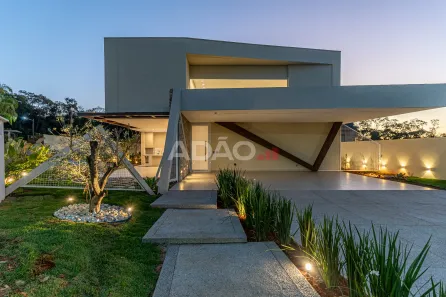 Casa de Condomínio com 5 Quartos à venda, 387m² no Jardins França, Goiânia