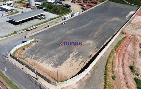 Imóvel Comercial para alugar, 15600m² no Distrito Industrial Jardim Piemont Sul, Betim