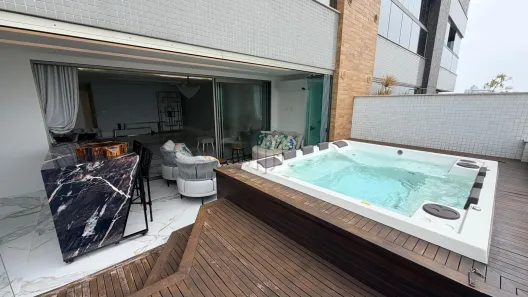 Apartamento com 3 Quartos à venda, 281m² no Estreito, Florianópolis