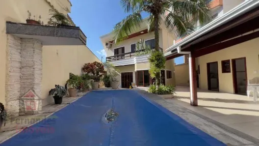 Sobrado com 4 Quartos à venda, 300m² no Canto do Forte, Praia Grande