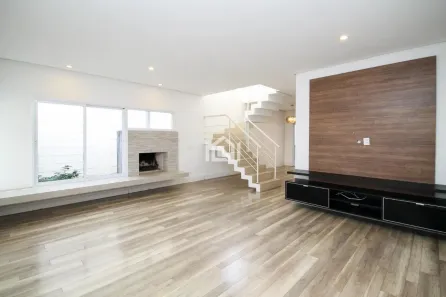 Casa de Condomínio com 3 Quartos para alugar, 173m² no Granja Viana II, Cotia